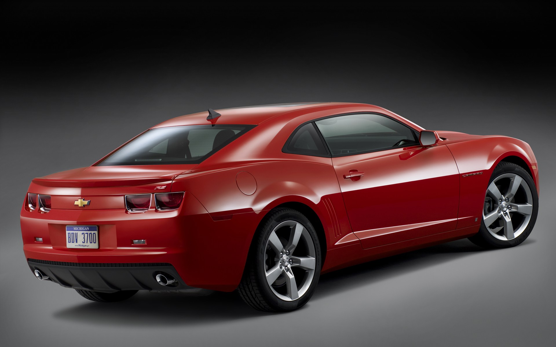 名车桌面壁纸高清汽车图片大全1920x1200