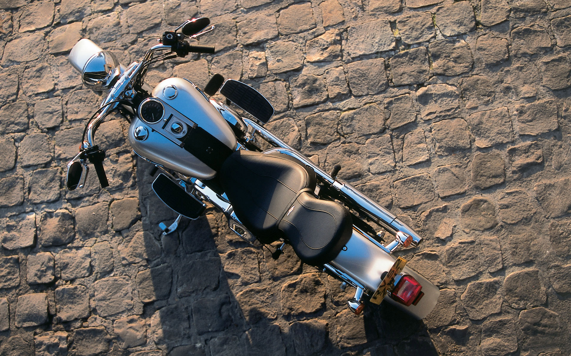 名车壁纸高清电脑桌面都市风格1920x1200