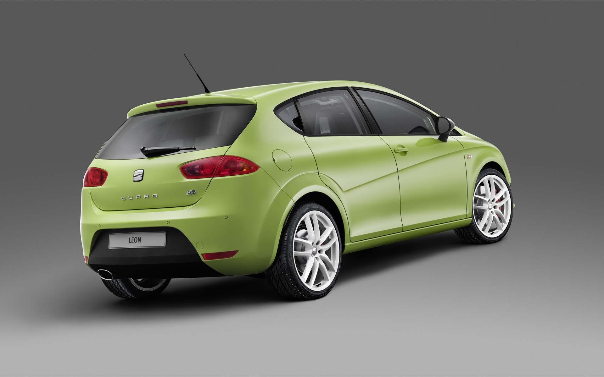 最新高清汽车壁纸豪华轿车尊贵1920x1200