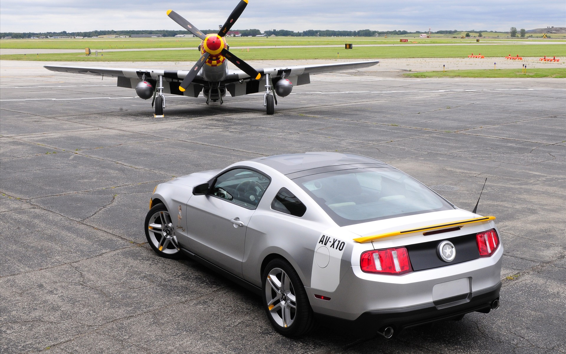 最新高清汽车壁纸速度与激情主题1920x1200