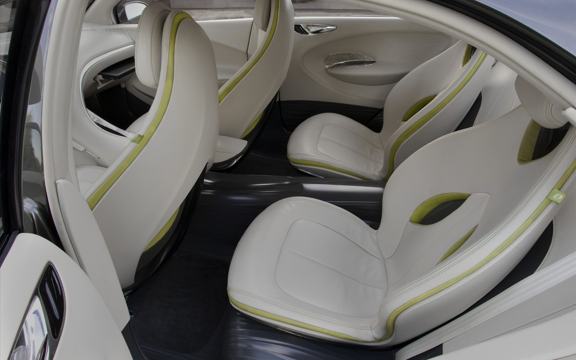 豪华驾驶室壁纸阳光午后慵懒时光1920x1200