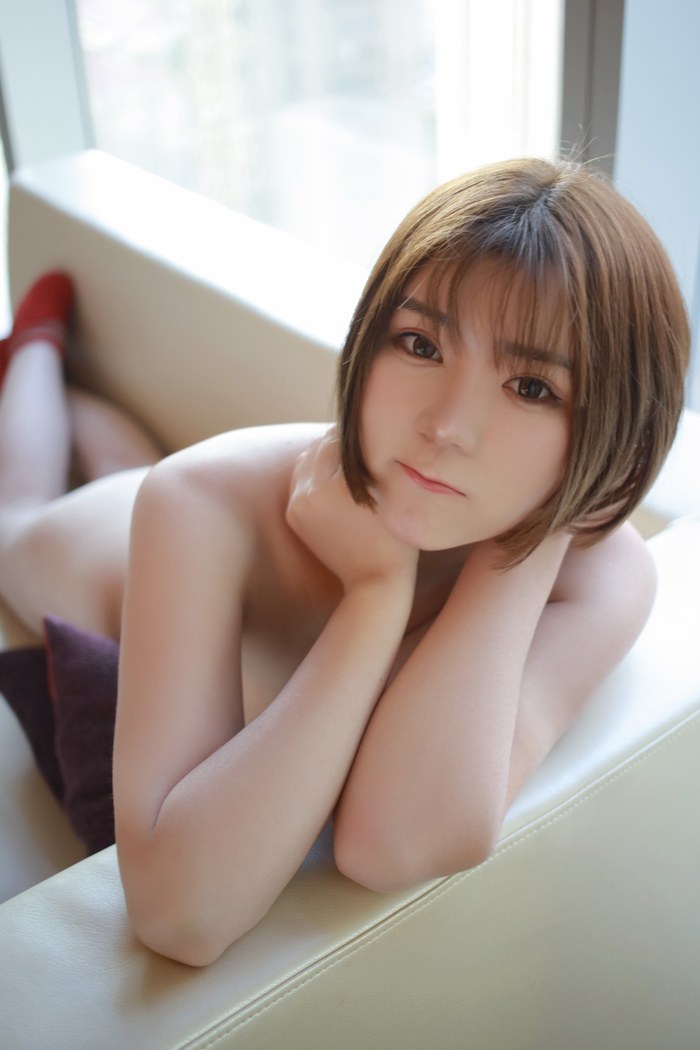 天然素人少女清秀身姿手机壁纸壁纸