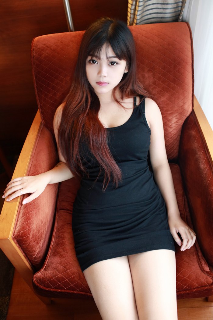 成熟素人优雅身段手机壁纸壁纸素材