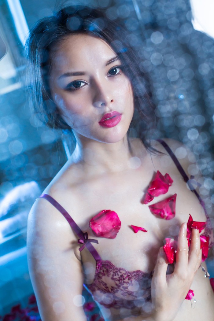 比基尼主播玲珑身段超清手机壁纸壁纸合集