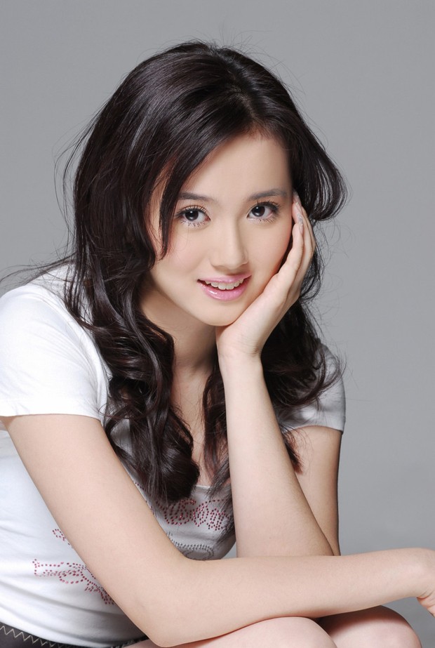 紧身牛仔裤少妇自拍壁纸曲线饱满集