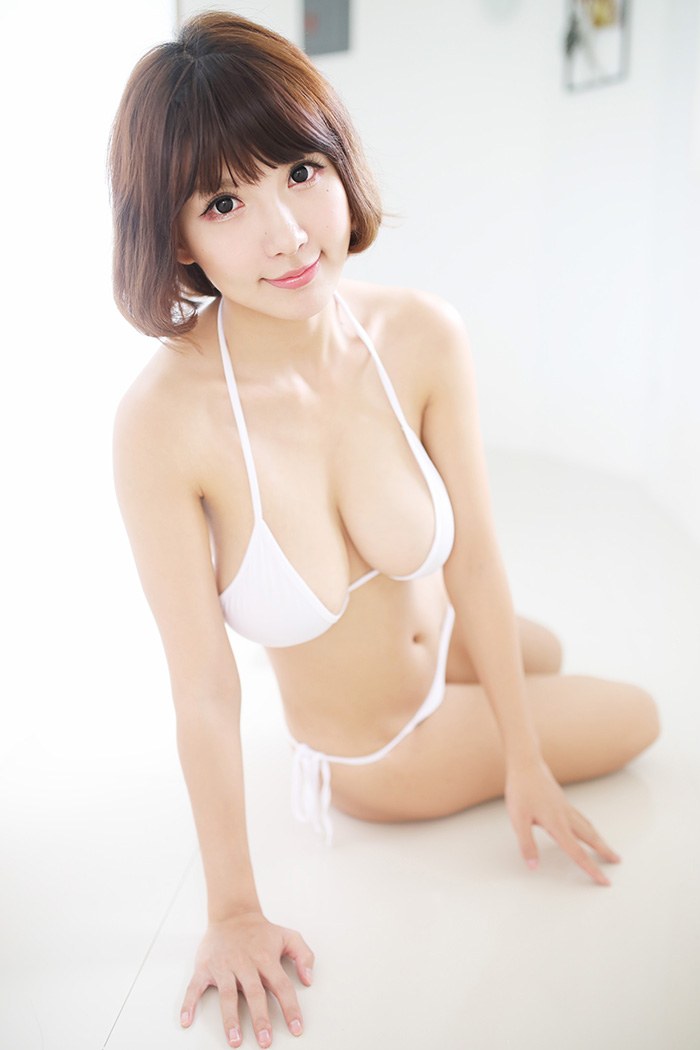 日系甜美少女手机壁纸