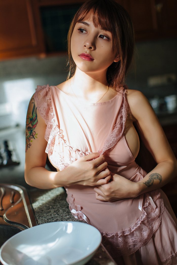 国产艺校美女壁纸